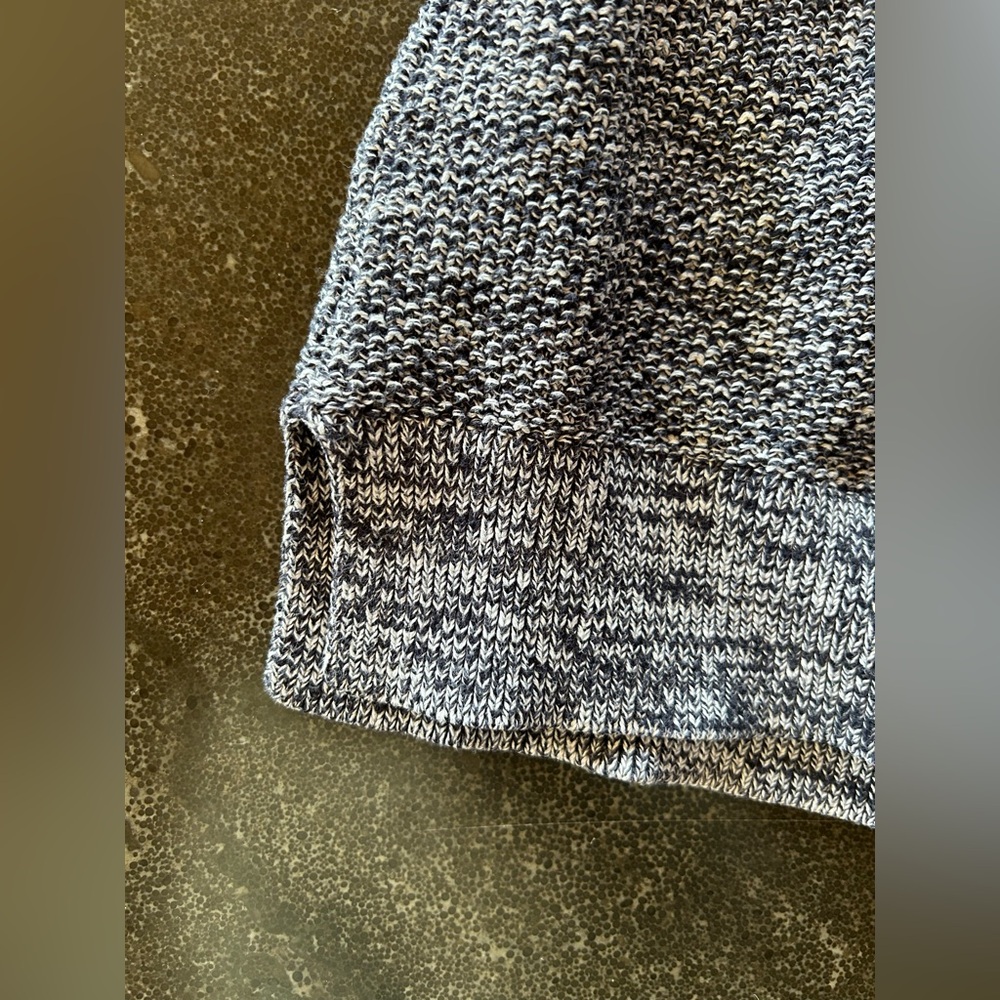 Croft & Barrow | Navy Blue & White V-Neck Sweater - Picture 6 of 6